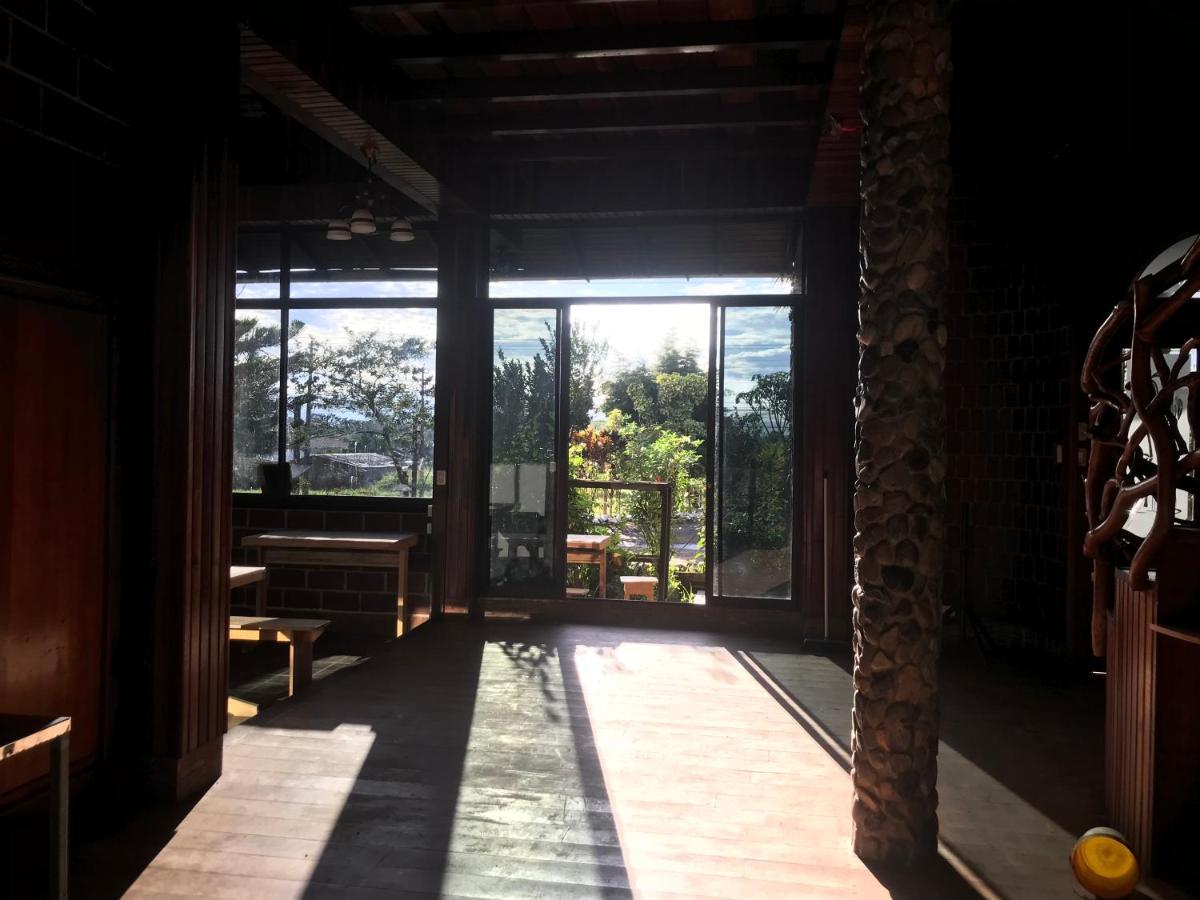 The Roadhouse Bed and Breakfast Tena Exterior foto